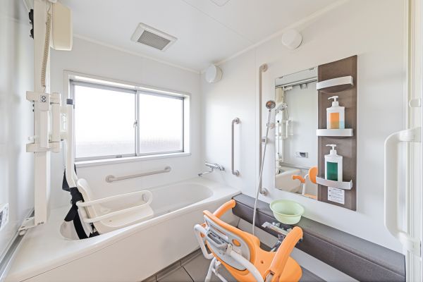 Cost of Senior Bathroom Renovation in Warren